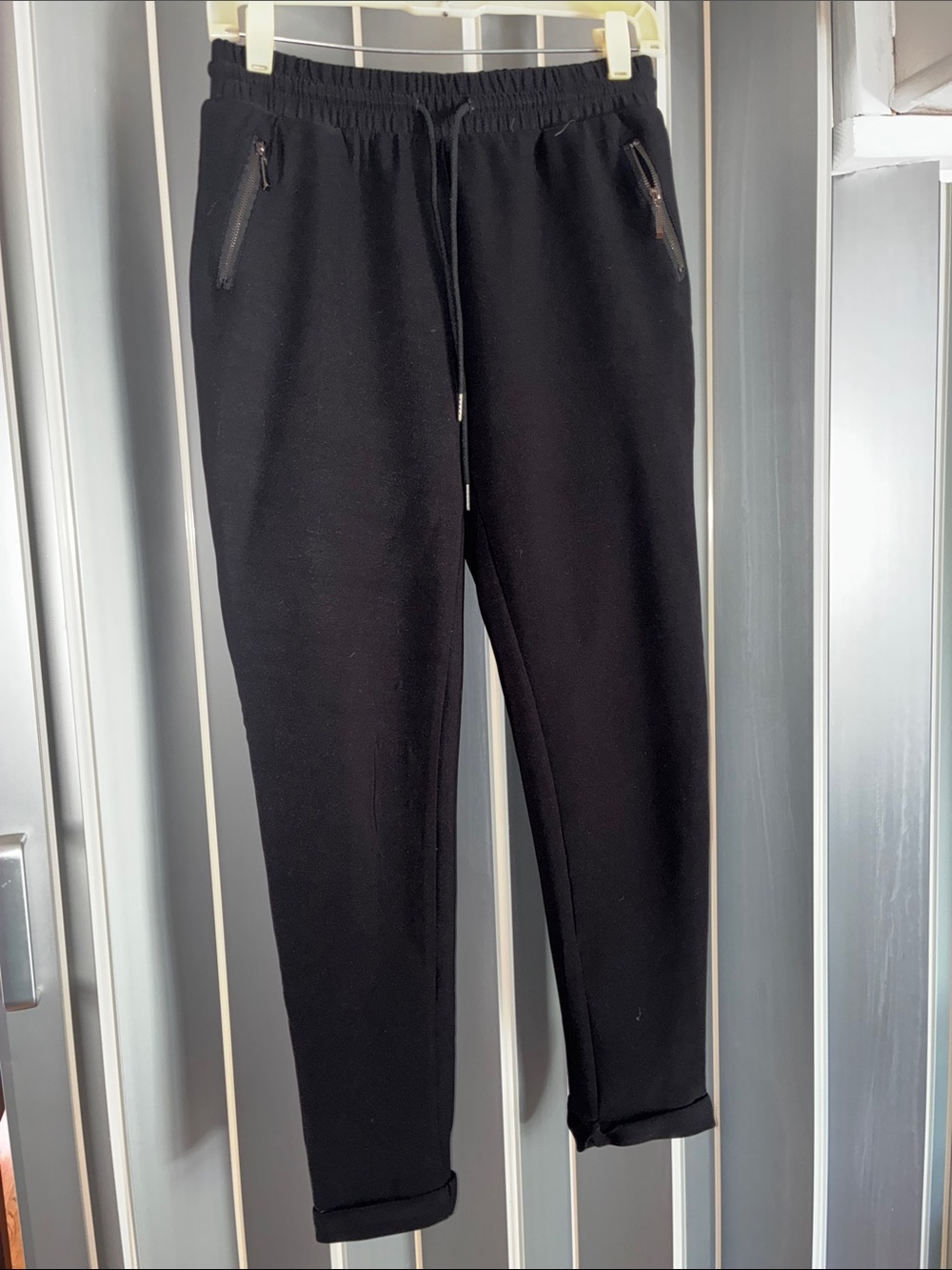 Elizabeth & Nicole Black Casual Jogger Pants - Elastic Waist